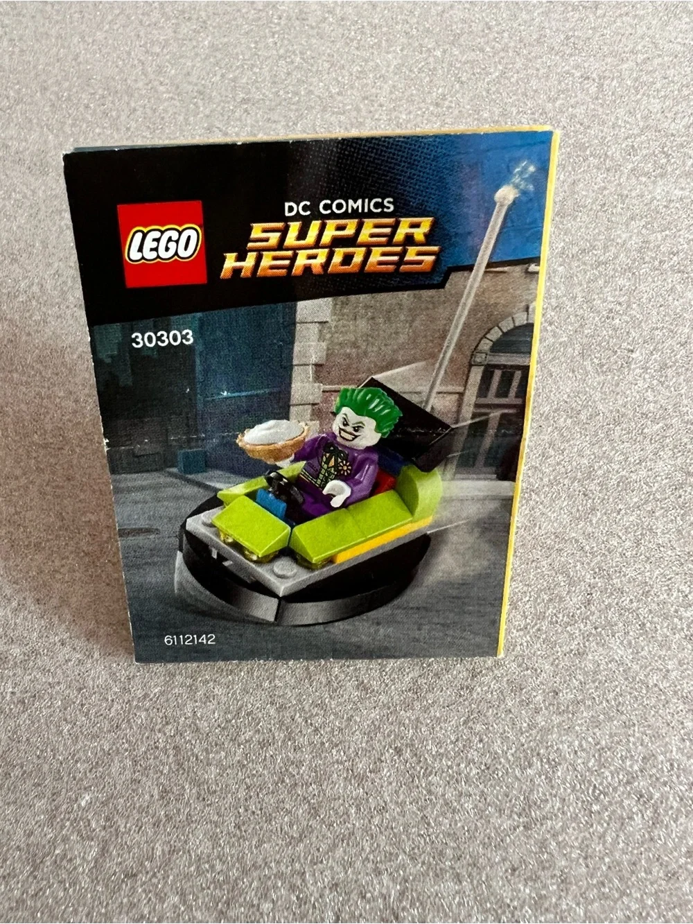 LEGO DC Comics #30303 The Joker Bumper Car - Picture 3 of 4